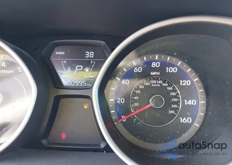 2016 Hyundai Elantra Se z USA, uszkodzony, nr VIN KMHDH4AE8GU528282